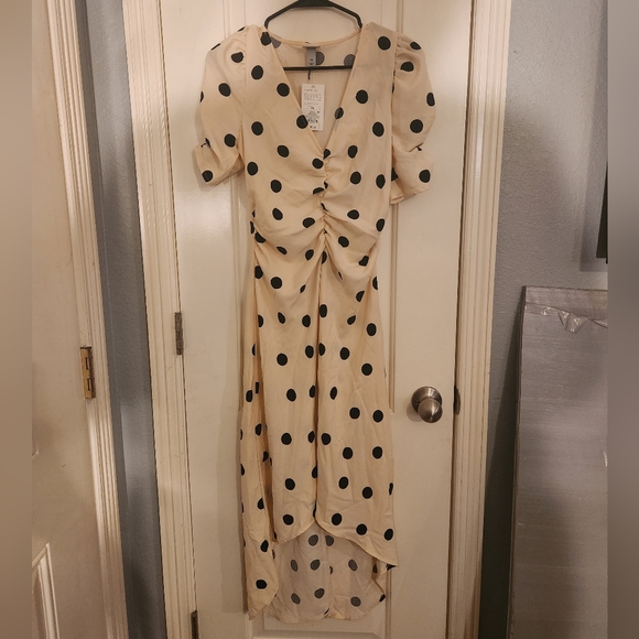 NWT Women's Crepe Short Sleeve Midi Dress - A New Day Beige Polka Dots XS - Picture 3 of 5